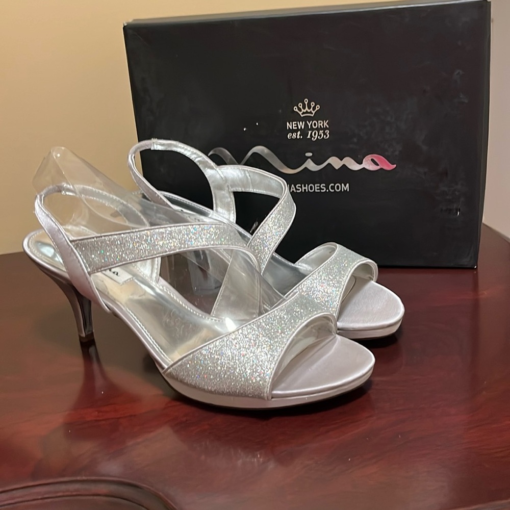 Beautiful 2 “ heel dress sandal shoe